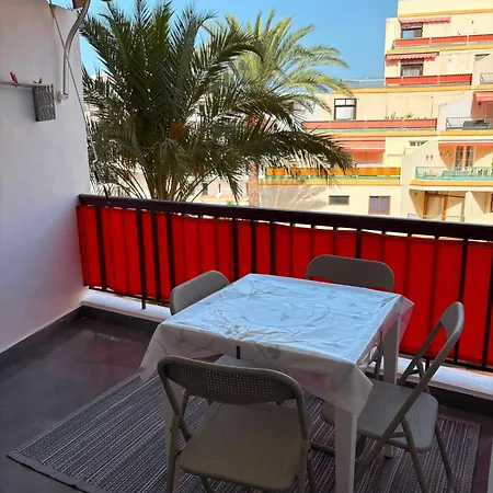 Apartamento En Edificio Guayeros Sur De Tenerife Los Cristianos (Tenerife)