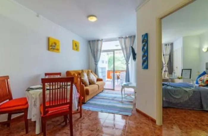 Increible Piso En Tenerife Sur Cristianos Апартаменты *
